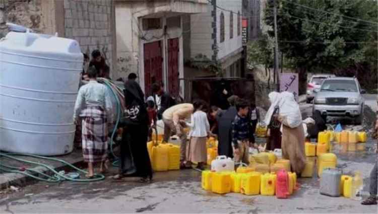 أين ذهبت الملايين؟ غضب شعبي عارم يضرب عدن ومطالبات بفتح ملفات مشاريع المياه