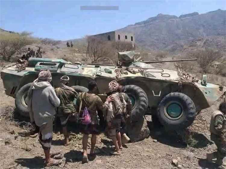 التفاصيل الكاملة لأعنف المعارك في جبهات غرب تعز وهجوم مضاد للقوات المسلحة
