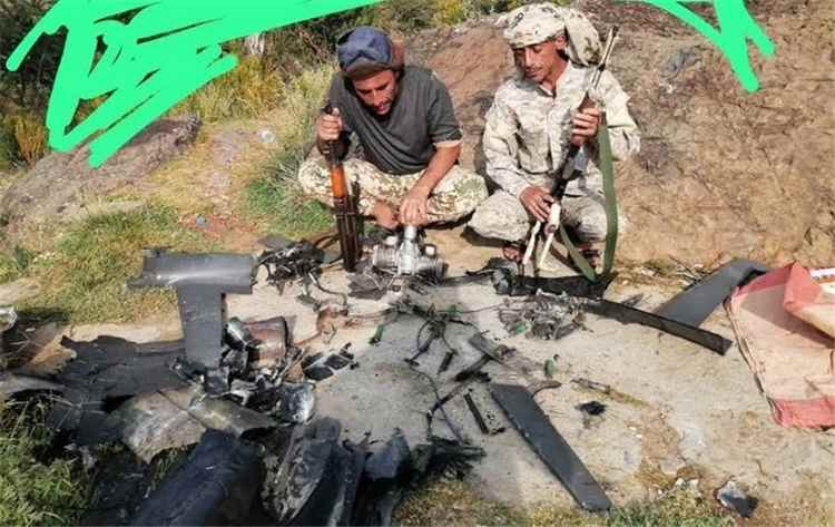 إسقاط 3 مسيرات حوثية في جبل حبشي غربي تعز وتعزيزات حوثية تتجه نحو مقبنة