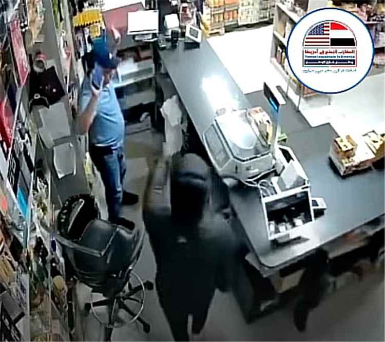 نجاة تاجر يمني من حادثة سطو مسلح على مقره التجاري في برونكس نيويورك - [فيديو]
