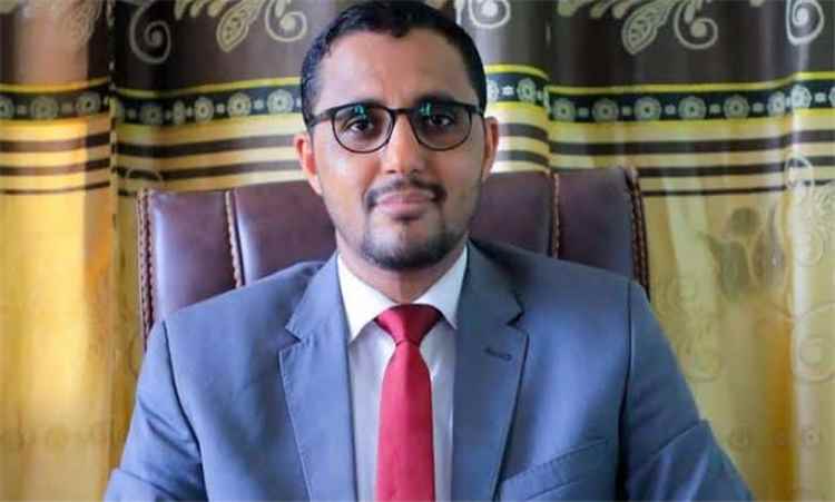 وزير يمني يوجه رسالة هامة إلى أبناء الحديدة