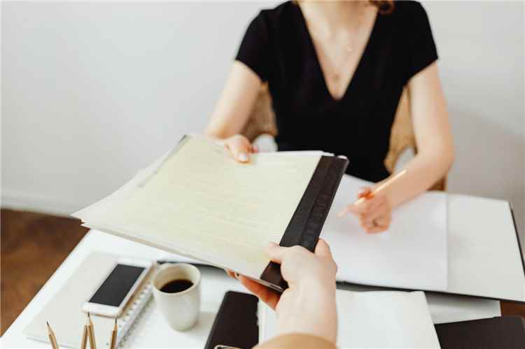 تفسير حلم الحصول على وظيفة جديدة في المنام