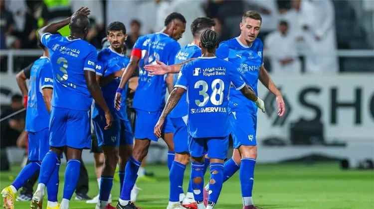 الهلال يواصل عزفه المنفرد بخماسية متتالية في الدوري السعودي والأهلي يمطر شباك الرياض بسباعية الأهداف