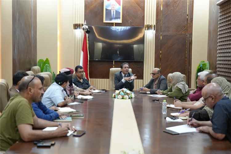 الصحة ترفع جاهزيتها في عدن تحسبا لتداعيات التصعيد الحوثي وتدعو لحملة وطنية للتبرع بالدم