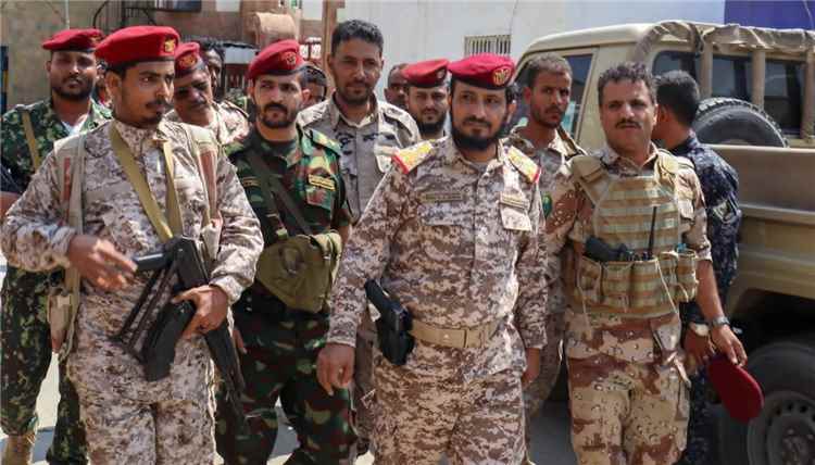 تعزيزات من قوات درع الوطن بقيادة العميد عدنان رزيق تصل غربي تعز