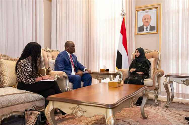تصعيد الحوثيين في البحر الأحمر وباب المندب على طاولة مباحثات يمنية – جنوب أفريقية