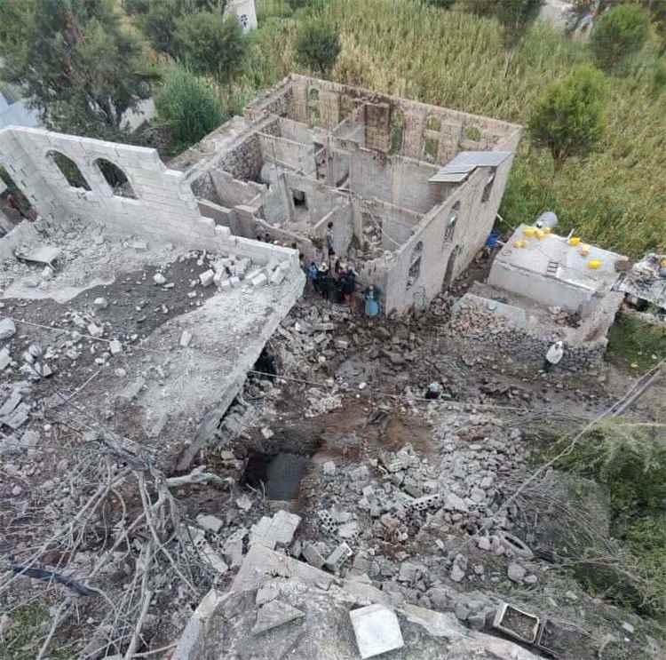 رعب في مريس: مليشيا الحوثي تقصف منازل المدنيين بالضالع وتفاصيل تكشف حجم الكارثة