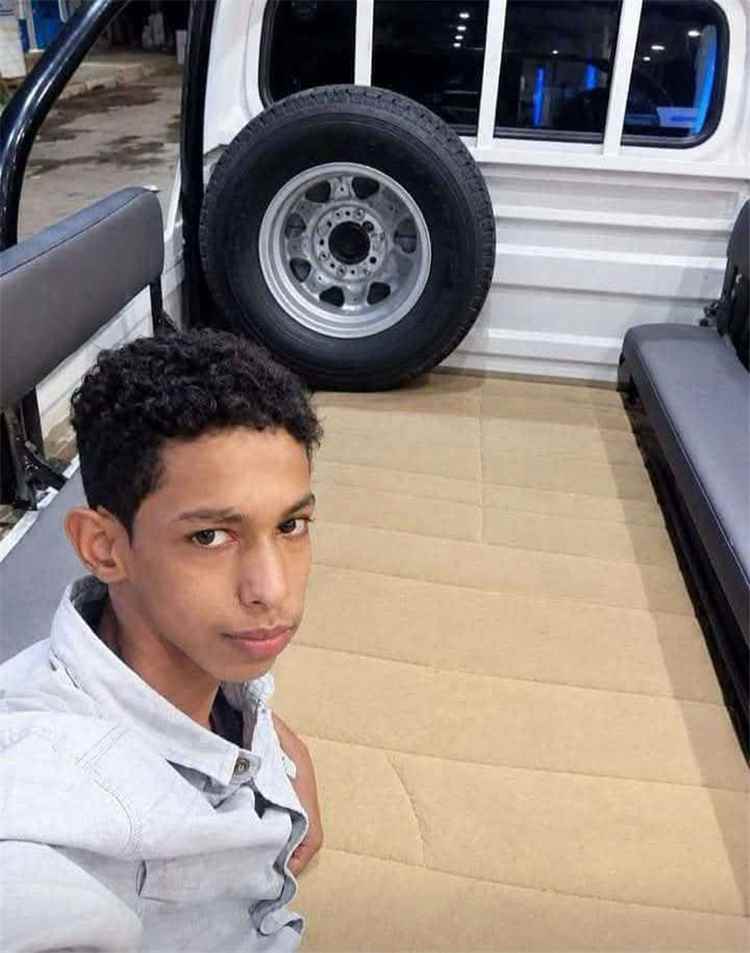 حزن يخيم على لحج.. رحيل مؤلم لشاب من حارة "الجامع" في الخطوط الأمامية للساحل الغربي