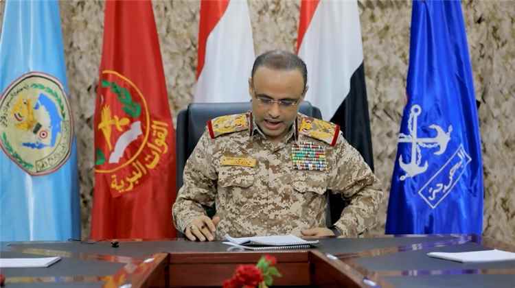 ظهور مرتبك تحت الأرض.. ماذا يحدث لقيادات الحوثي ولماذا تحولت صرختهم إلى همسة؟