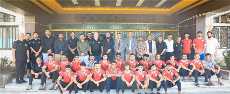 المحافظ شيخ يستقبل بعثة المنتخب الوطني الأول ويطلع على جاهزيته للمشاركة في «خليجي27»