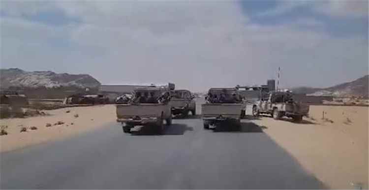 انسحاب تكتيكي أم فخ مميت؟ تفاصيل التطورات العسكرية المتسارعة في جبهة الجوف