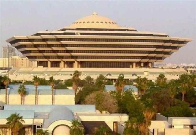 السعودية تصدر تحذيرًا هامًا بشأن العمالة الوافدة