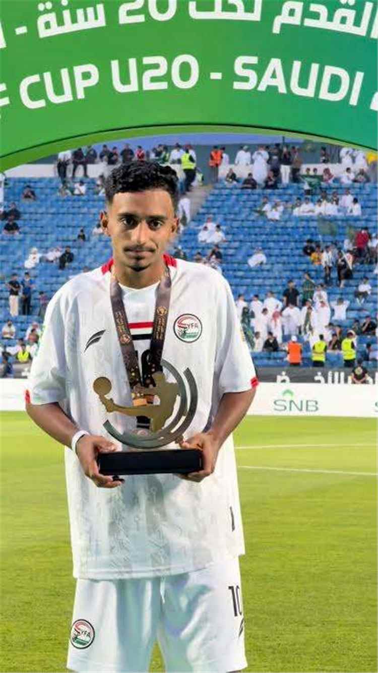 عقبة أخيرة تفصل "جوهرة اليمن" عادل عباس عن الدوري السعودي.. تفاصيل حصرية!
