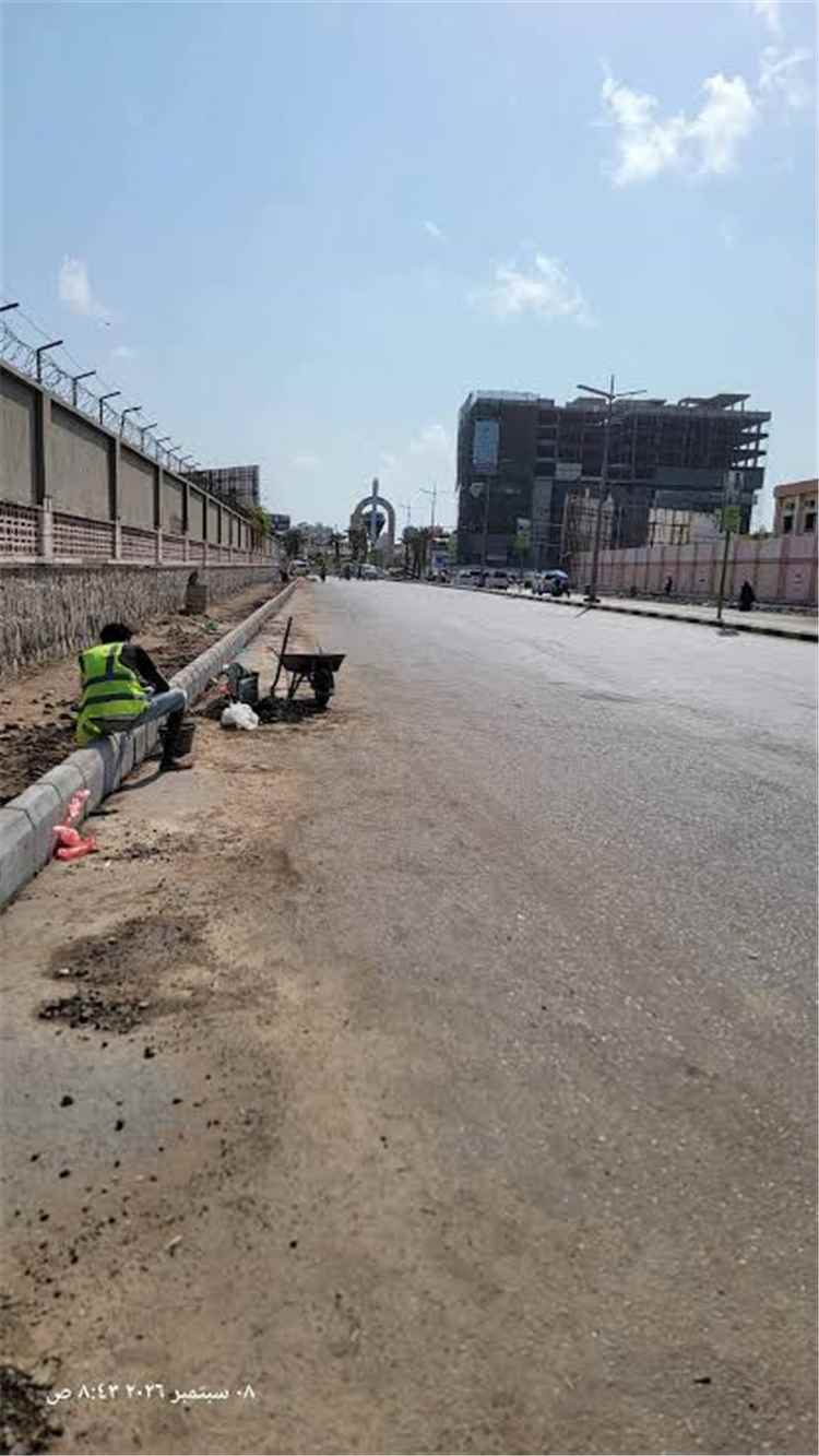 رغم لهيب الشمس الحارقة.. أبطال الظل يصنعون المعجزة في "خط السجن القطيبي" (تفاصيل)