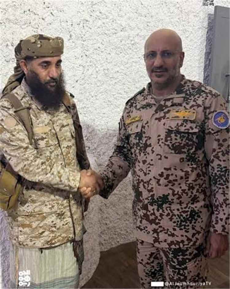كمين يتحول إلى كارثة للحوثيين في الوازعية.. تفاصيل عملية الساعات العصيبة التي قادها حمدي شكري