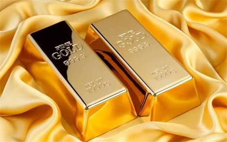 أسعار الذهب تتراجع عالميا متأثرة بتوترات الشرق الاوسط